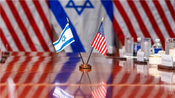 US-Präsident Joe Biden hatte Israel versichert, dass das Bekenntnis der USA für die Sicherheit Israels gegen Bedrohungen durch den Iran und seine Stellvertreter „eisern“ sei.