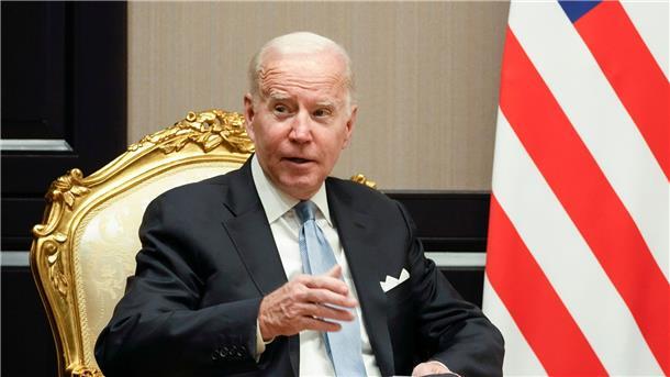 COP27: US-Präsident verspricht Einhaltung der US-Klimaziele US-Präsident Joe Biden spricht während eines Treffens mit dem ägyptischen Präsidenten El-Sisi auf dem UN-Klimagipfel COP27.