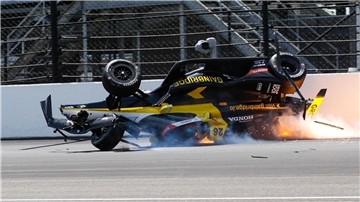 US-Rennfahrer Colton Herta hatte sich beim Qualifying für das legendäre Indy-500-Rennen mit seinem Wagen überschlagen.