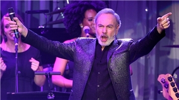 US-Sänger Neil Diamond 2017 auf der Pre-Grammy Gala.