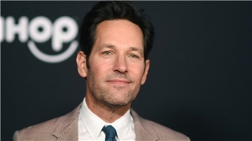 US-Schauspieler Paul Rudd hat mit seiner Frau Julie Yaeger zwei gemeinsame Kinder.