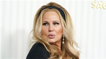 US-Schauspielerin Jennifer Coolidge zeigt sich solidarisch mit den streikenden Drehbuchautoren.