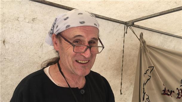 Moin Uwe Flemke! #Kaffee-Talk Uwe Flemke fühlt sich auf Mittelaltermärkten pudelwohl.