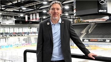 Uwe Krupp trainiert nun in der zweiten Liga.
