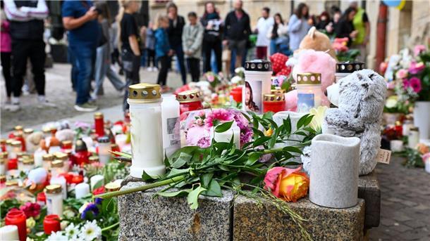 Trauer um getötete Valeriia - Ermittlungen gehen weiter Valeriia war am Morgen des 3. Juni auf dem Weg zur Schule spurlos verschwunden. Vergangenen Dienstag wurde ihre Leiche gefunden. Die Polizei geht von einem Gewaltverbrechen aus.