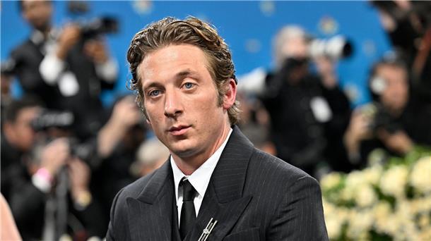 Jeremy Allen White: Junge Männer kämpfen noch mit Gefühlen Verkörpert den jungen Bruce Springsteen: Schauspieler Jeremy Allen White. (Archivbild)