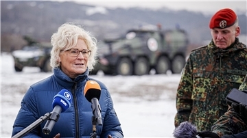 Verteidigungsministerin Christine Lambrecht hat mit ihrem Silvestervideo viele Menschen verärgert.