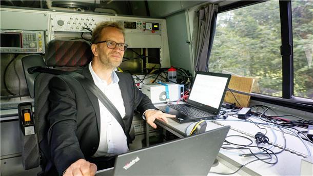 Ist das Funkloch weg? „Vertrauen ist gut, Kontrolle ist besser“, sagt Klaus Müller, Präsident der Bundesnetzagentur.