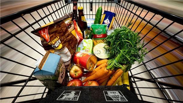 Umfrage: 60 Prozent schränken sich beim Einkauf ein Viele Deutsche schränken sich angesichts steigender Preise beim Einkauf ein. (Symbolbild)