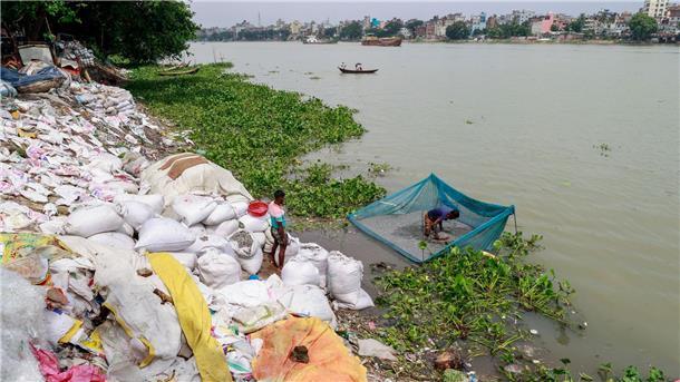 Einigung gescheitert: Vorerst kein UN-Plastikmüll-Abkommen Viele Entwicklungsländer haben bislang keine effektiven Recycling-Möglichkeiten. (Archivbild)