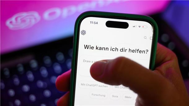 Viele Jugendliche wünschen sich den Umgang mit KI im Unterricht zu lernen.