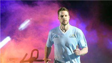 BBL-Pläne lösen bei Bleck mehr Bedenken als Vorfreude aus Vier Jahre lang hat Fabian Bleck für die Eisbären Bremerhaven gespielt. Mit 126 Einsätzen steht er hinter Jan Lipke auf Platz zwei der Rekordspieler.