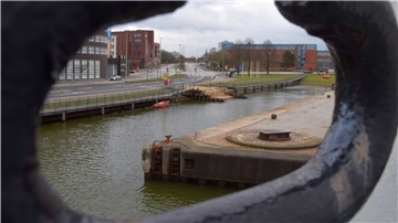 Blick auf die Stelle, an der die provisorische Brücke. 