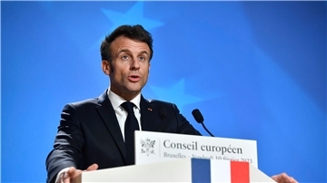 Vor dem Besuch von Frankreichs Präsident Emmanuel Macron herrschen in Afrika vielerorts antifranzösische Ressentiments.