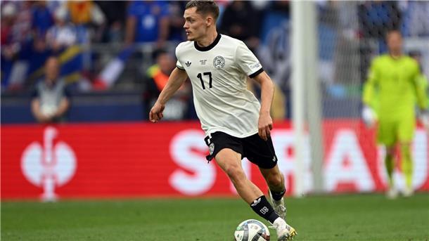 Bericht: Wirtz am Freitag zum Medizincheck beim FC Liverpool Vor dem Medizincheck in Liverpool: Der deutsche Nationalspieler Florian Wirtz.