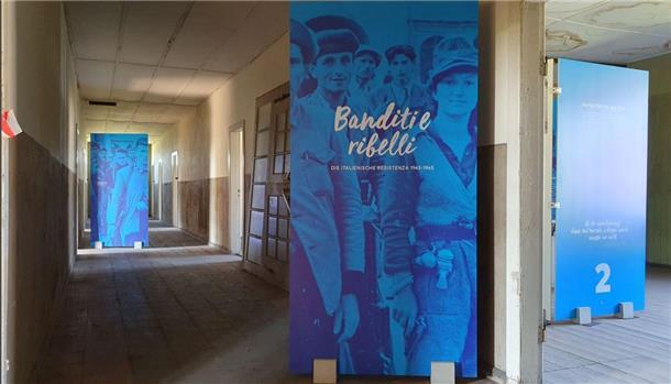 Ausstellung in Sandbostel.