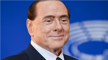Vor rund einer Woche in die Mailänder Klinik eingeliefert worden: Silvio Berlusconi.