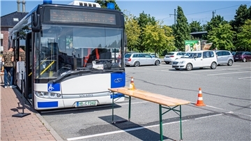 Ein Impfbus an der Pferdebade.
