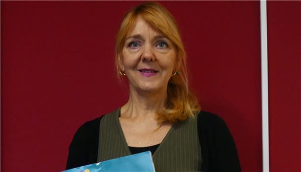 VHS: Von Netzsicherheit bis zu Yoga und Co.  Vorstand Dr. Marie-Louise Rendant