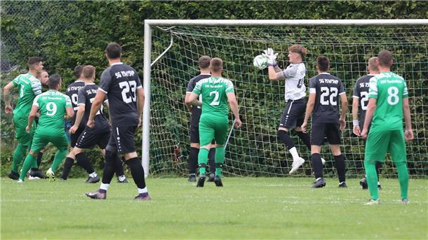 Fußballspiel ESV Nordenham gegen SG Abbehausen II/Phiesewarden