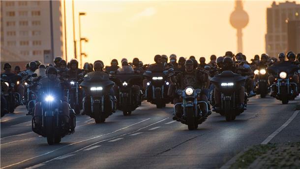 Warum viele Biker elektrische Motorräder meiden Während sich E-Autos langsam etablieren, haben batteriebetriebene Motorräder noch einen langen Weg vor sich.