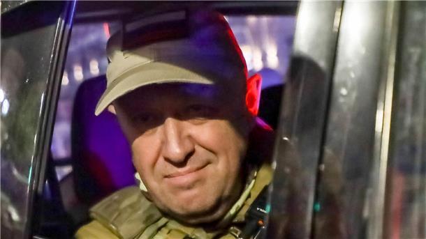 Putin dankt Sicherheitsapparat für Gegenwehr Wagner-Chef Jewgeni Prigoschin stoppte seinen Vormarsch erst rund 200 Kilometer vor Moskau.