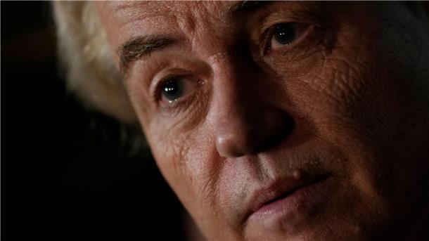 Erst Jubel, dann Pokern: Wahlsieger Wilders sucht Partner  Wahlsieger Geert Wilders gibt sich nach seiner Wahl beim Thema Migration milde: „Wir bleiben innerhalb des Rahmens des Grundgesetzes“, verspricht er.