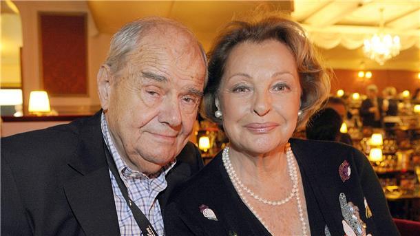 Walter Giller und Ehefrau Nadja Tiller 2009 in Hamburg.