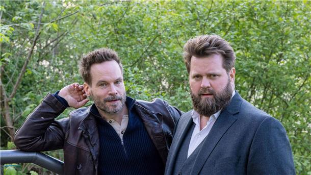 Schräge Hobbys bei den „Ein Fall für zwei“-Ermittlern Wanja Mues (l) und Antoine Monot, Jr. spielen in der Krimiserie die beiden Hauptrollen.