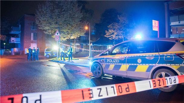Passanten bedroht? Polizei schießt auf 16-Jährigen Warum die Polizei in Köln genau auf den Jugendlichen schoss, ist bisher unklar.