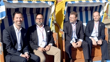 Was die Windenergie-Branche zur Zielerreichung braucht berichten während der Windforce (von links) Tim Meyerjürgens vom Netzbetreiber Tennet, Jörg Kubitza (Weltmarktführer Orsted), Manfred Dittmer (Parkwind) und Martin Gerhardt (Siemens Gamesa). 