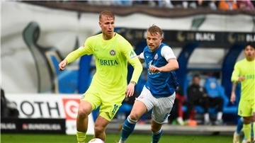 Wechselt zum VfL Osnabrück: der Däne Bjarke Jacobsen (l)