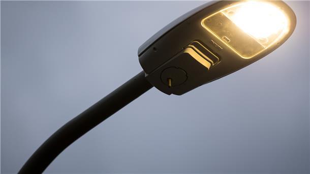Magistrat beschließt: Energie soll gespart werden Wegen des drohenden Gasmangels soll Beleuchtung auf LED-Lampen umgestellt werden.