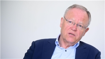 Weil blickt zurück auf den VW-Dieselskandal, den er als Ministerpräsident parallel zur Flüchtlingskrise meistern musste. (Archivbild)