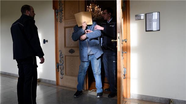 Schädel aus Mordserie nach 17 Jahren identifiziert Weil er drei Menschen getötet hat, wurde der Mann zu lebenslanger Haft verurteilt. (Archivbild)