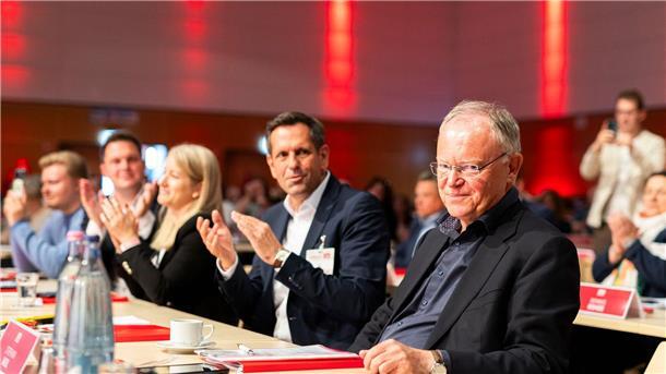 Weils Wort hatte in der SPD Gewicht – weit über Niedersachsens Grenzen hinaus.
