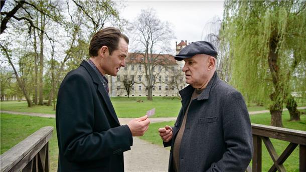 Von Toten und Untoten - der neue „Spreewaldkrimi“ Weiß der Astrophysiker Prof. Levi A. Than einen Rat?