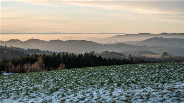 Weiße Weihnachten wohl nur in den Bergen Weiße Weihnachten bleiben wohl den Mittelgebirgen vorbehalten (Archivbild).