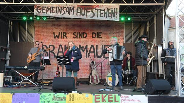 Weitere Bilder von der Demo in Bremerhaven.