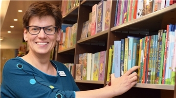 Welche Titel gingen 2022 besonders häufig über den Ladentisch? Buchhänderlin Anne v. Bestenbostel verrät es.