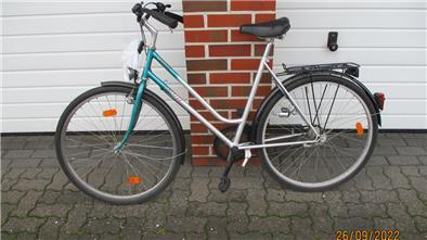 Wem gehört dieses gestohlene Damenrad?