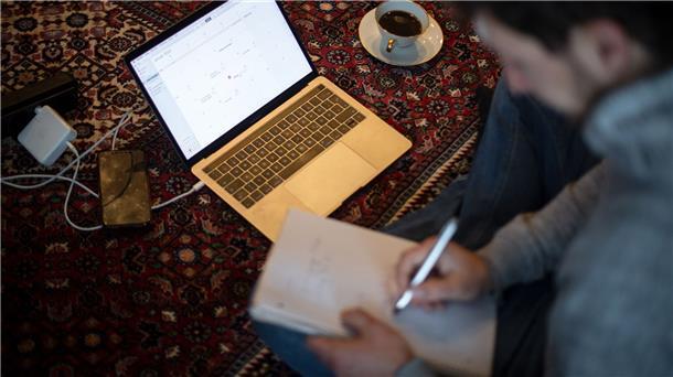 Wenig Lust auf Arbeit: So geht es laut einer neuen Umfrage einer steigenden Zahl von Menschen in Deutschland.