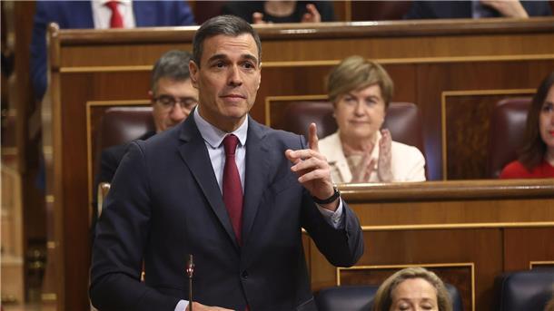 Spanien kündigt Frauenquoten für Politik und Wirtschaft an „Wenn die Frauen die Hälfte der Gesellschaft stellen, dann steht ihnen auch die Hälfte der politischen und wirtschaftlichen Macht zu“: Spanien Ministerpräsident Pedro Sánchez.