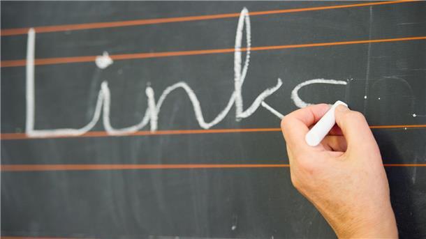 Sie machen es mit links - Mythen und Fakten über Linkshänder Wenn Kinder in die Schule kommen, sollte die Schreibhand feststehen. (Archivbild)