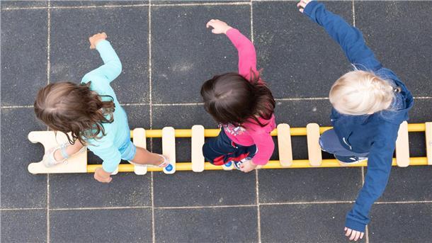 Wenn Kinderbetreuung eine Zukunft haben soll, müssen dringend mehr Erzieherinnen ausgebildet werden.
