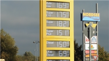 Wer Donnerstagvormittag in Nordenham tanken wollte, musste für E5 teilweise 1,82 Euro pro Liter zahlen.