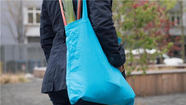 Recycling: Das WERK sucht ausgediente und kaputte Jutebeutel  Wer eine alte oder beschädigte Jutetasche übrig hat, kann diese beim WERK in Bremerhaven abgeben.