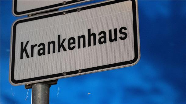 Qualität und Kilometer: Was bringt der Klinik-Atlas? Wie finde ich das geeignete Krankenhaus für mich? Ein Online-Portal soll Patientinnen und Patienten künftig Orientierung geben.