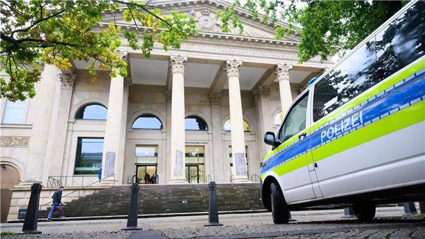 CDU dringt auf höhere Sicherheit rund um den Landtag Wie gut ist der niedersächsische Landtag geschützt? Die CDU sieht Nachholbedarf. (Archivbild)