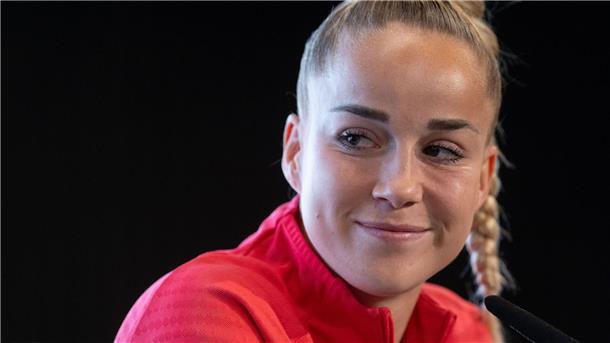 Wück benennt Berger-Ersatz - Gwinn vor Comeback Wieder dabei: Kapitänin Giulia Gwinn.